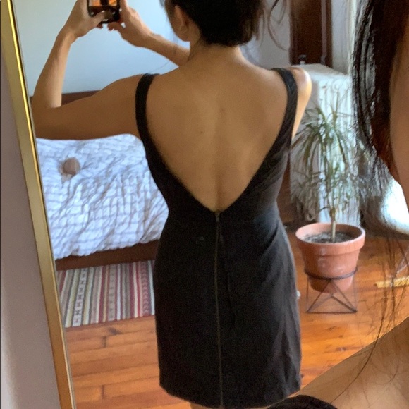Low Back Black Mini Dress Urban Outfitters Sz 2 - Picture 4 of 4